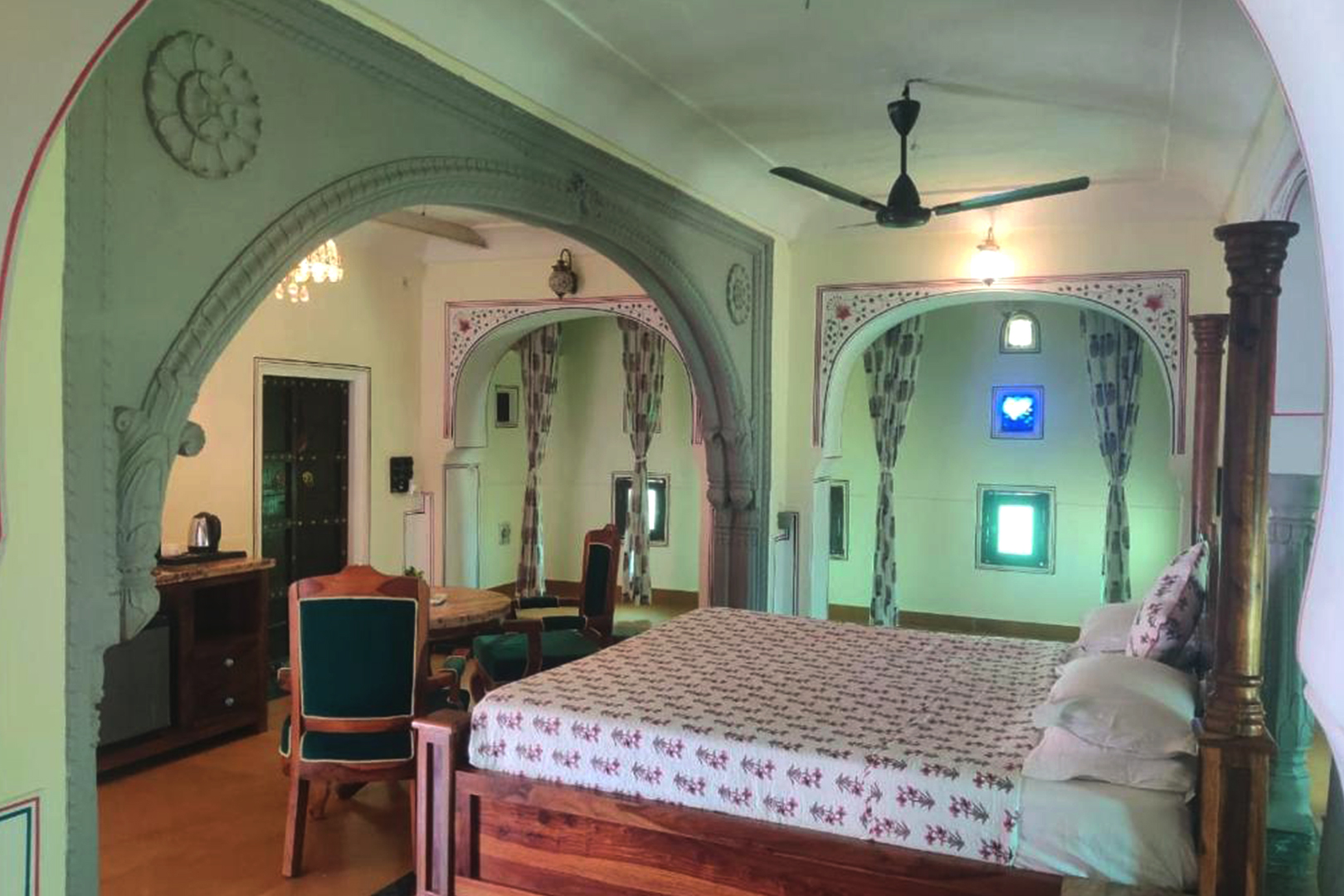 Queen’s Room